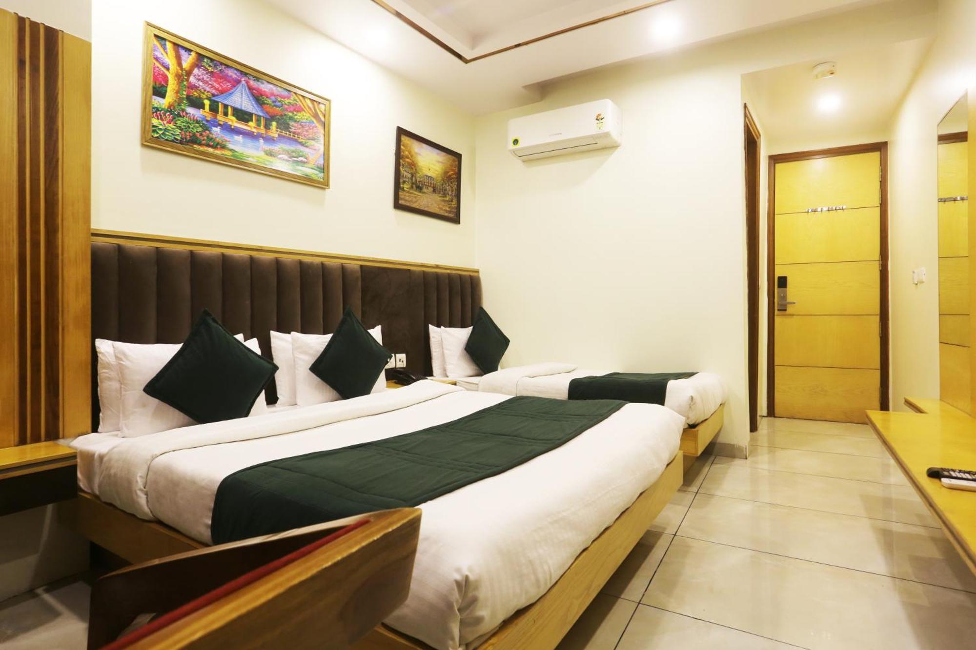 Hotel Aman Imperial Just A Minute Away From New Delhi Railway Station And Connaught Place Εξωτερικό φωτογραφία