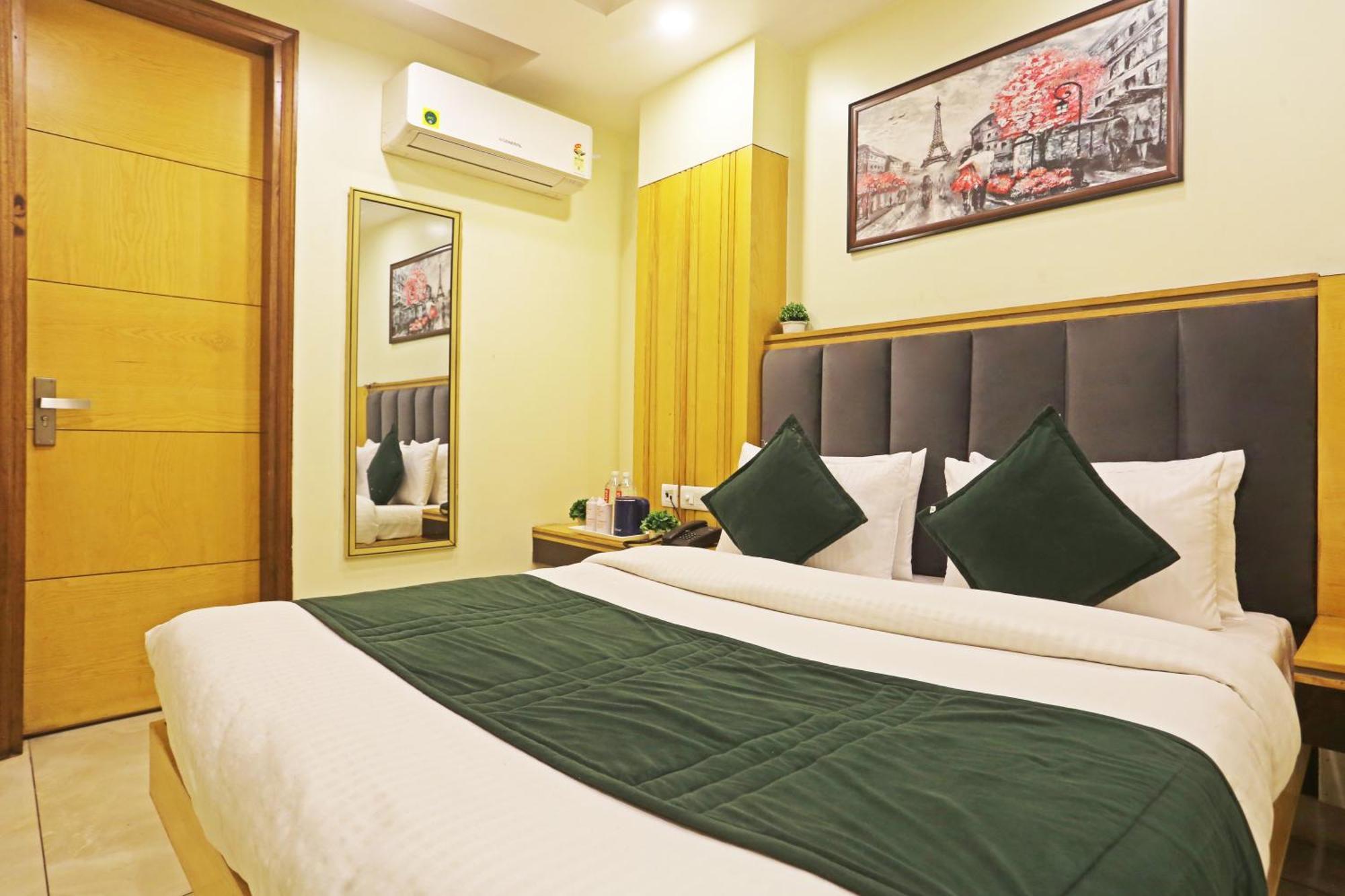 Hotel Aman Imperial Just A Minute Away From New Delhi Railway Station And Connaught Place Εξωτερικό φωτογραφία